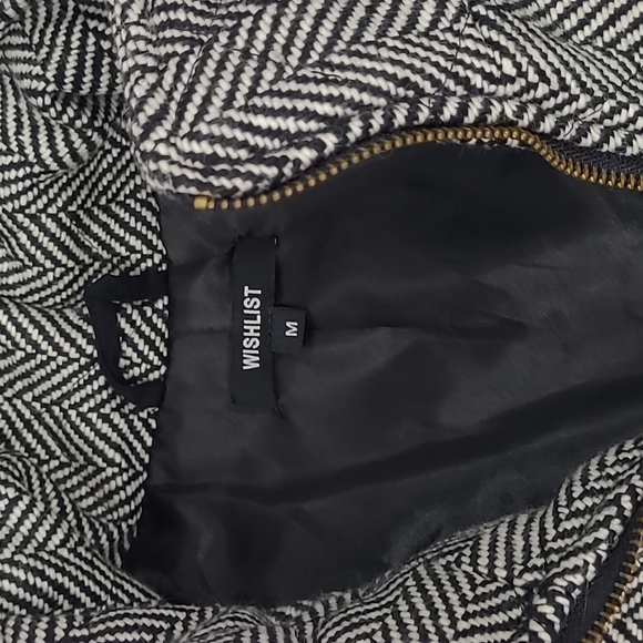 {wishlist} Zip up Vest black and white - Picture 5 of 5